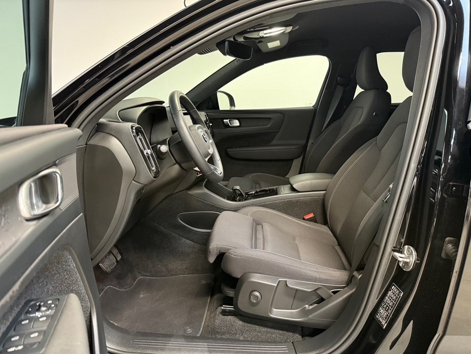 Volvo XC40 P6 ReCharge Core 5d
