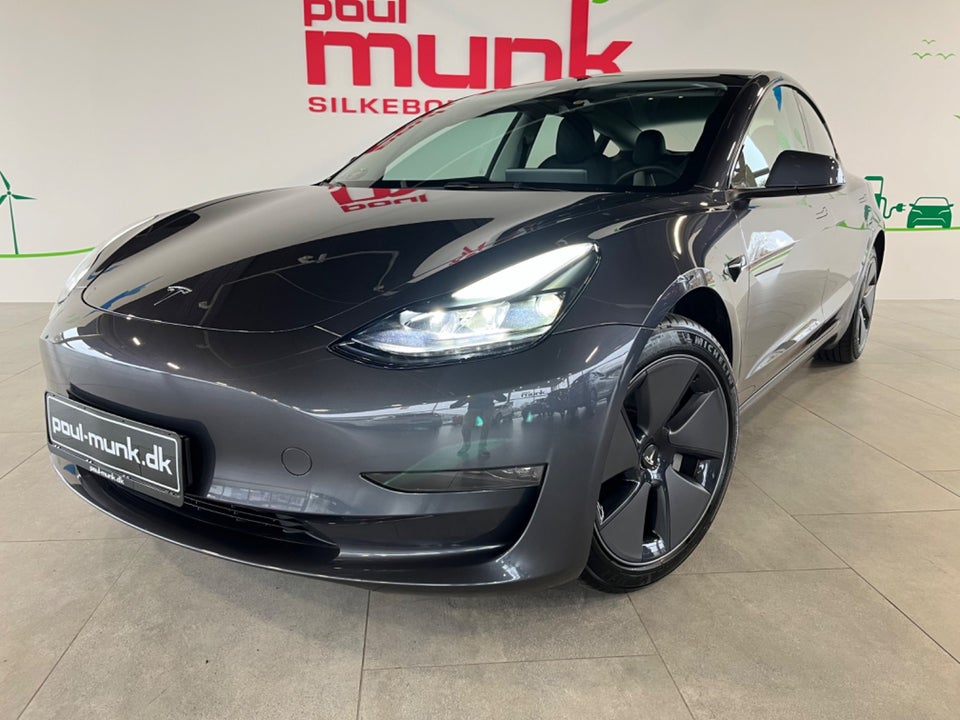 Tesla Model 3 Long Range AWD 4d