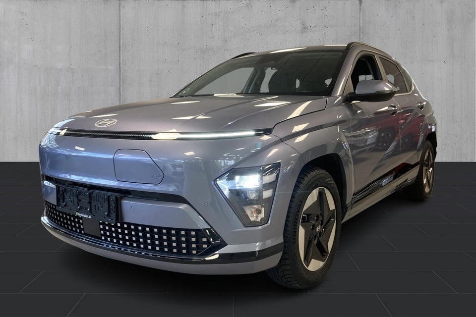 Hyundai Kona 48 EV Essential 5d