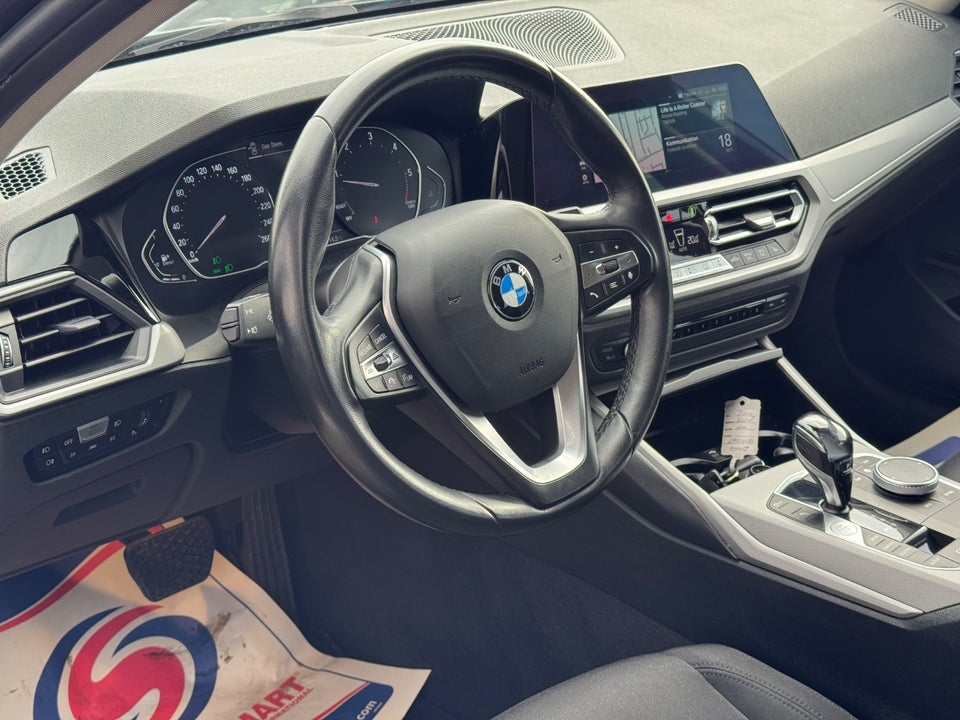 BMW 320d 2,0 Touring Connected aut. 5d