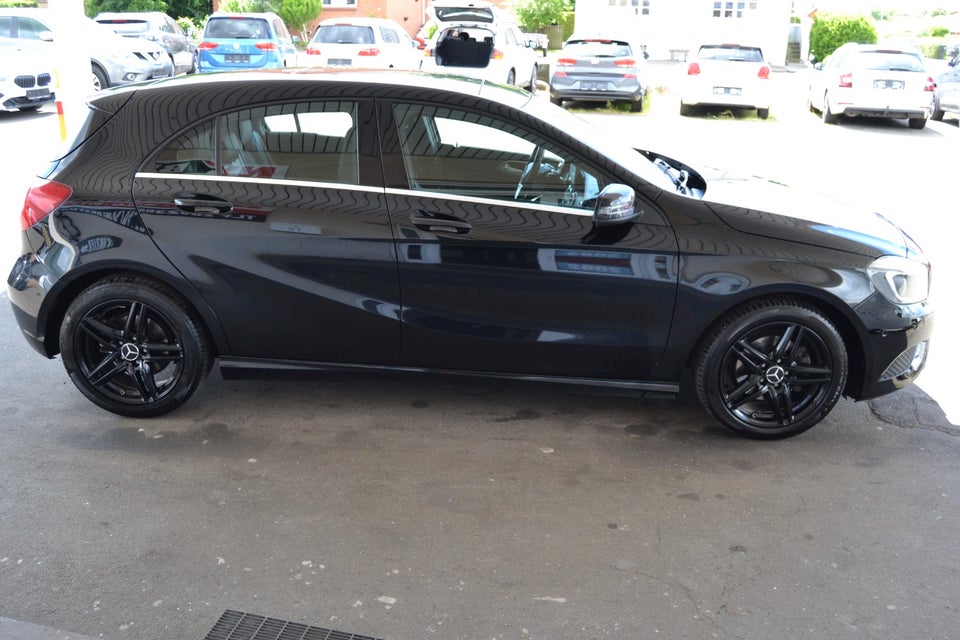 Mercedes A200 1,6 AMG Line aut. 5d