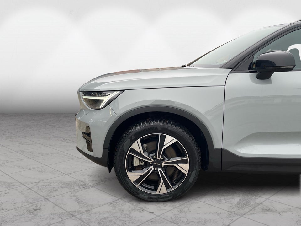 Volvo XC40 ReCharge Extended Range Plus 5d