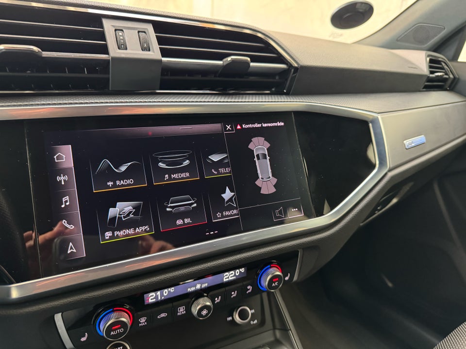 Audi Q3 45 TFSi e S-line plus S-tr. 5d