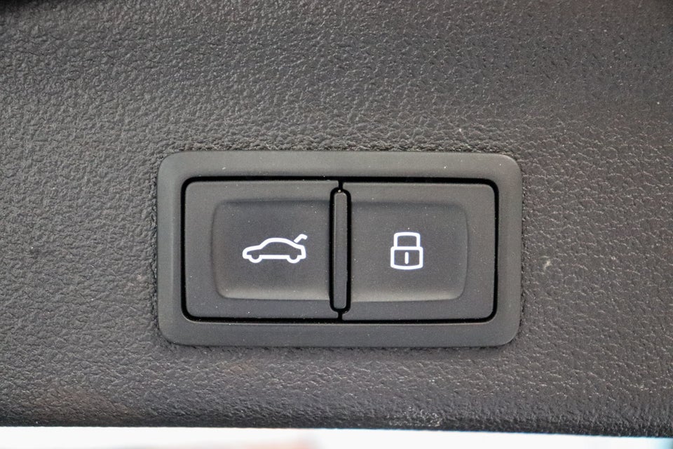 Audi A6 55 TFSi e S-line Avant quattro S-tr. 5d