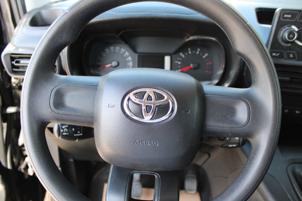 Toyota ProAce City 1,5 D 75 Medium Base 4d