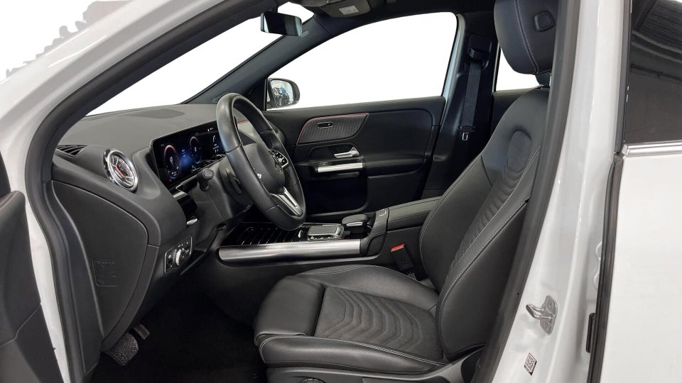 Mercedes EQA250+ Progressive 5d