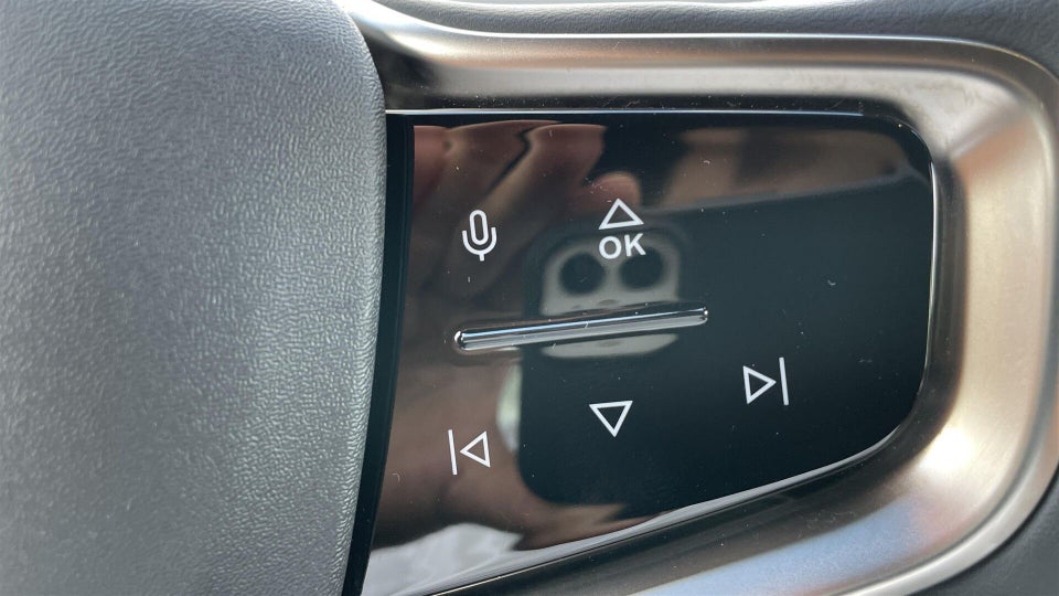 Volvo EX30 Extended Range Plus 5d