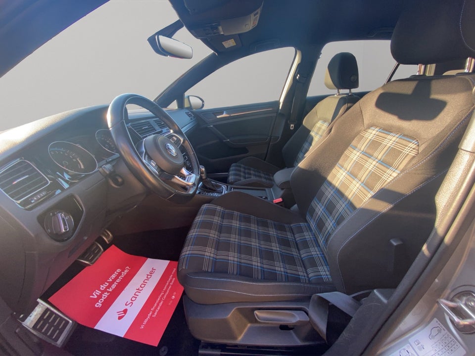 VW Golf VII 1,4 GTE DSG 5d