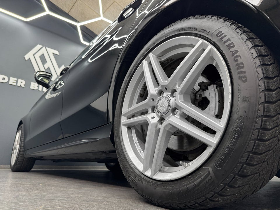 Mercedes C220 d 2,2 AMG Line stc. aut. 5d