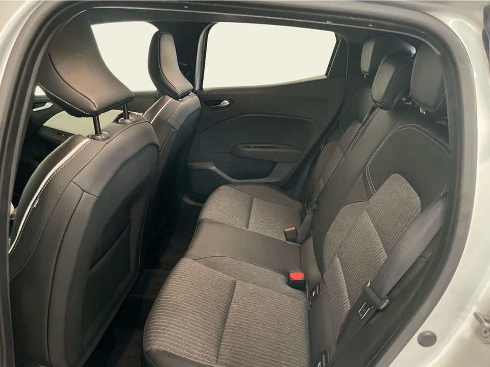 Renault Clio V 1,0 TCe 90 Techno 5d