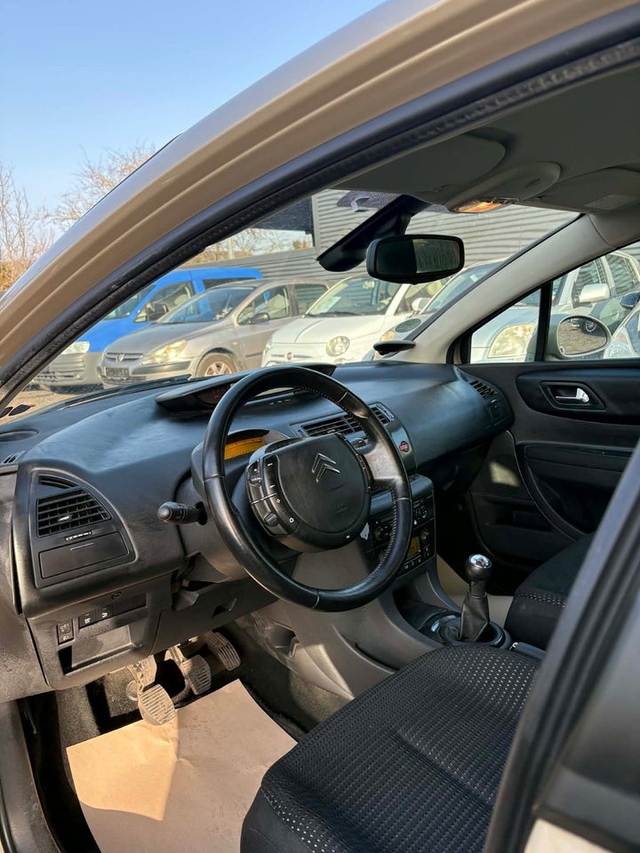 Citroën C4 1,6 HDi 5d