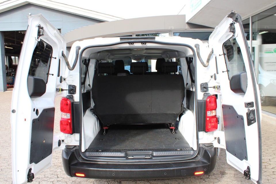 Toyota ProAce Verso 1,5 D 120 Long Combi 9prs 5d