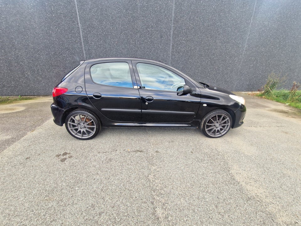 Peugeot 206+ 1,4 HDi 70 Comfort+ 5d