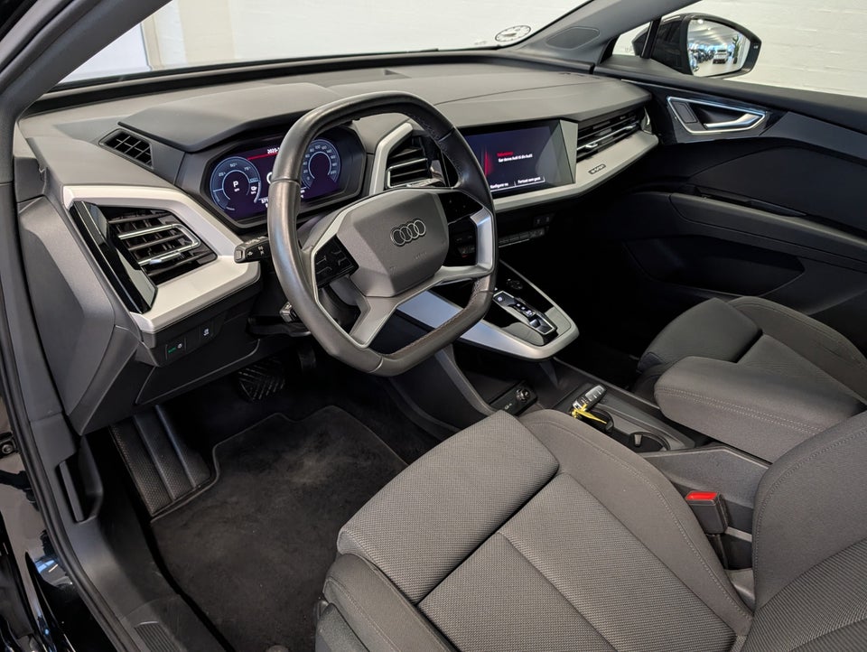 Audi Q4 e-tron 40 Advanced 5d