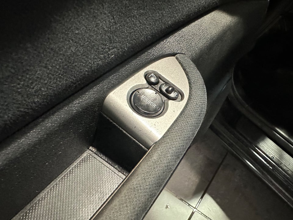 Honda FR-V 2,0i Executive Van 5d