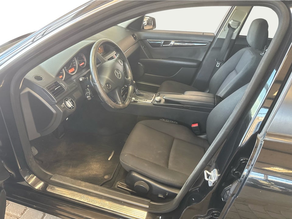 Mercedes C220 2,2 CDi Avantgarde stc. aut. BE 5d