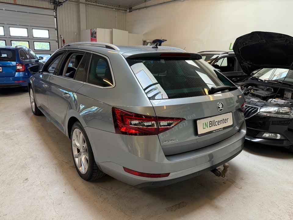 Skoda Superb 1,4 TSi 150 Style Combi DSG 5d