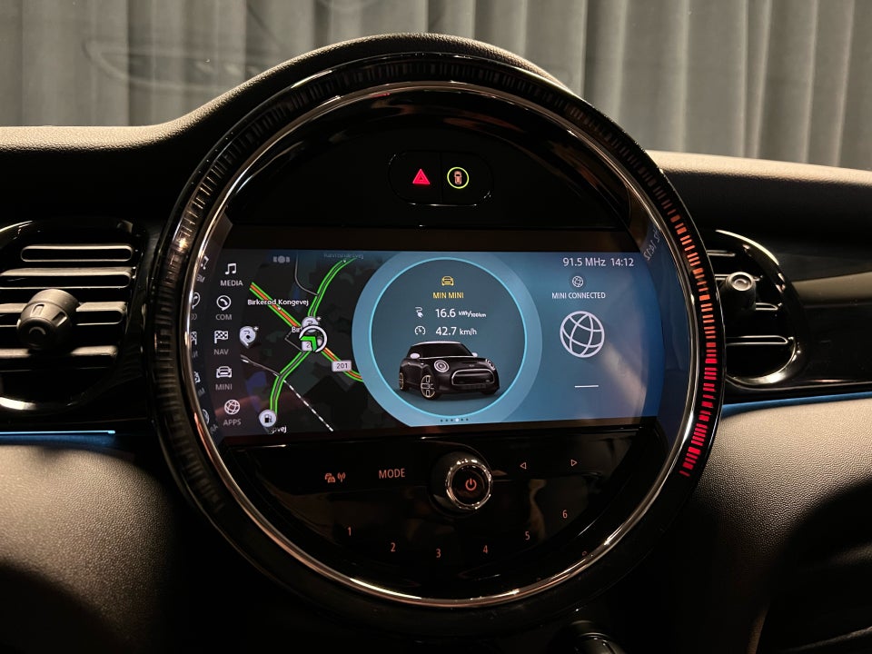 MINI Cooper SE Classic Trim 3d