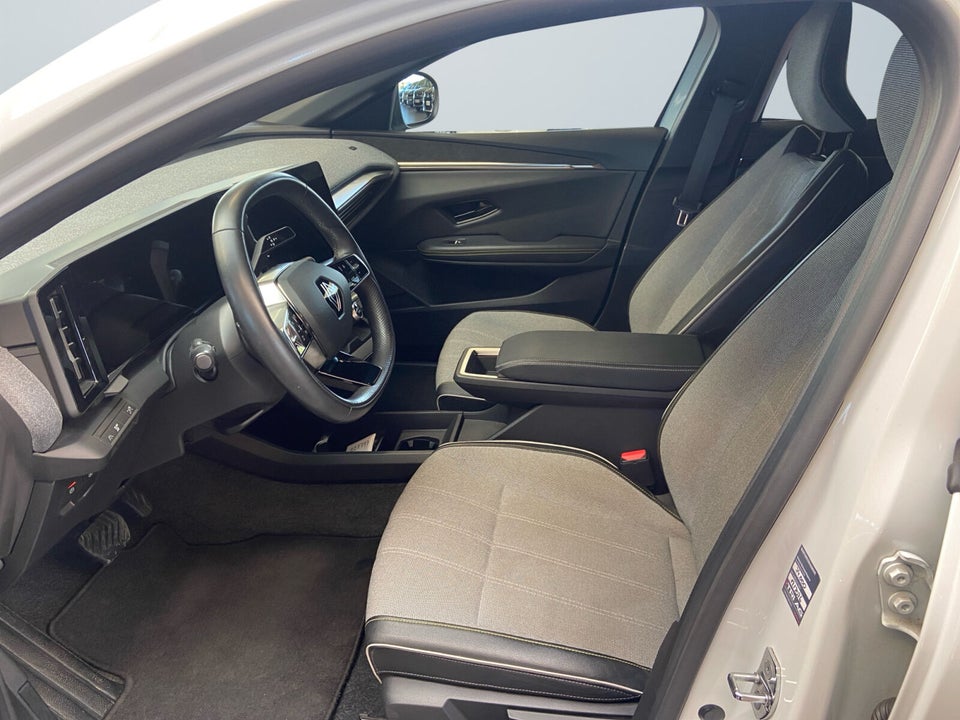 Renault Megane E-Tech 60 Techno 5d