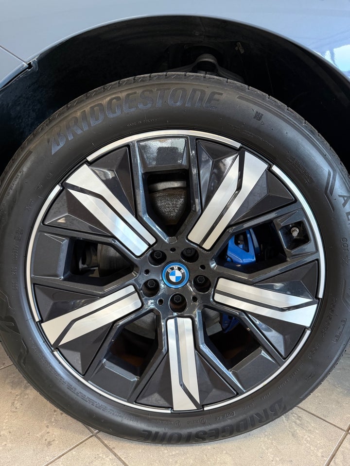 BMW iX xDrive40 Sport 5d