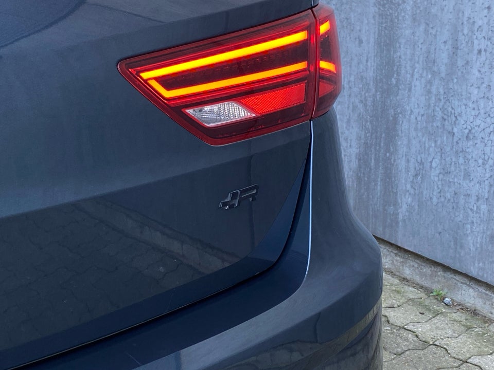 Seat Leon 2,0 TSi 300 Cupra ST DSG 4Drive 5d