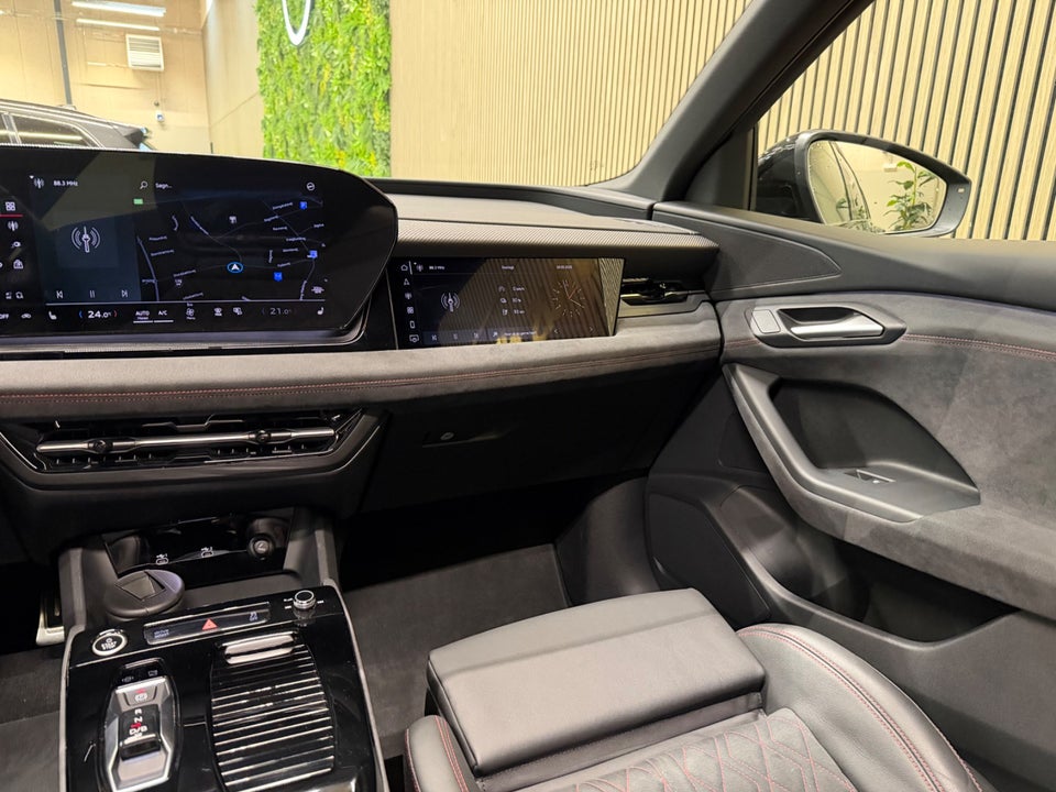Audi Q6 e-tron Edition One S-line quattro 5d