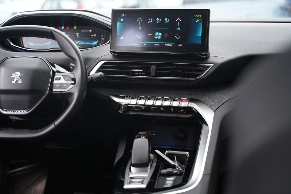 Peugeot 3008 1,6 Hybrid Allure Limited EAT8 5d