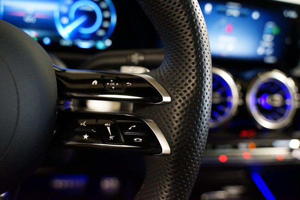 Mercedes EQB250+ AMG Line 5d