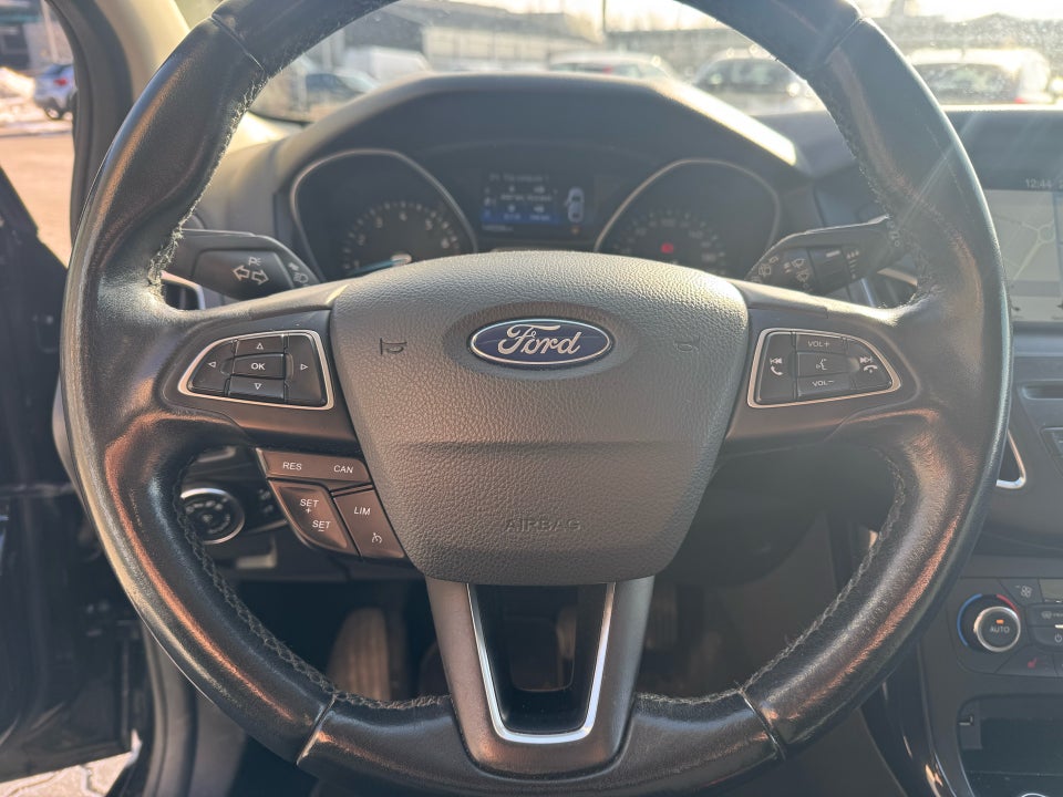 Ford Focus 1,0 SCTi 125 Titanium stc. 5d