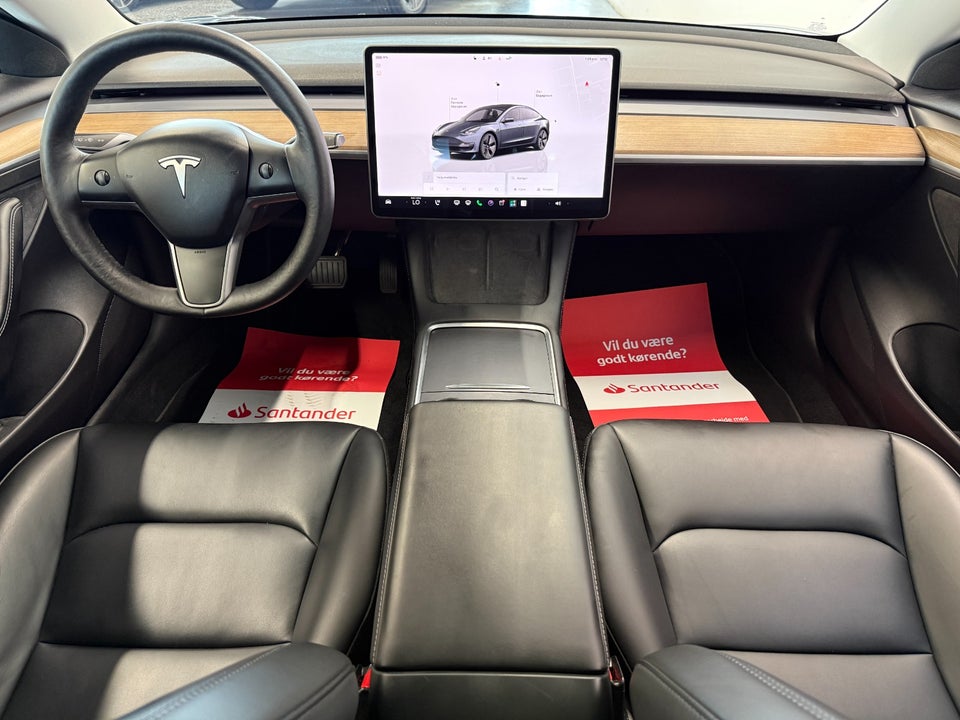 Tesla Model 3 RWD 4d