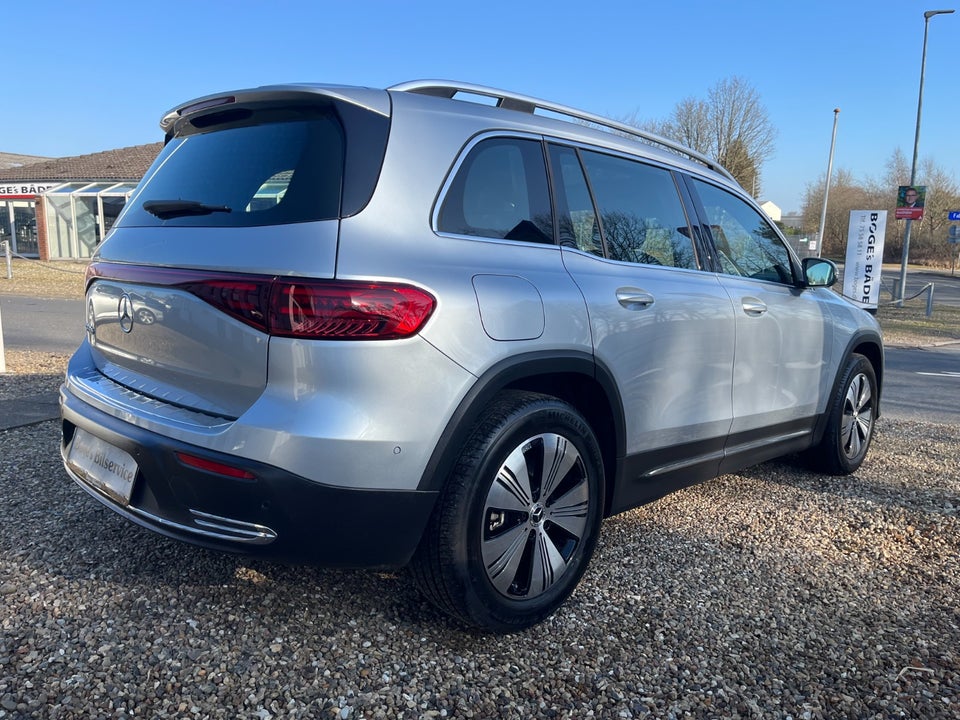 Mercedes EQB250+ Progressive 5d