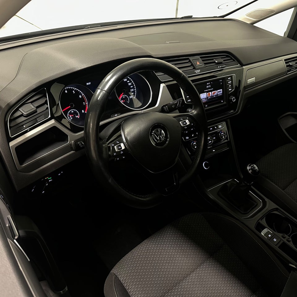 VW Touran 1,4 TSi 150 Comfortline 7prs 5d
