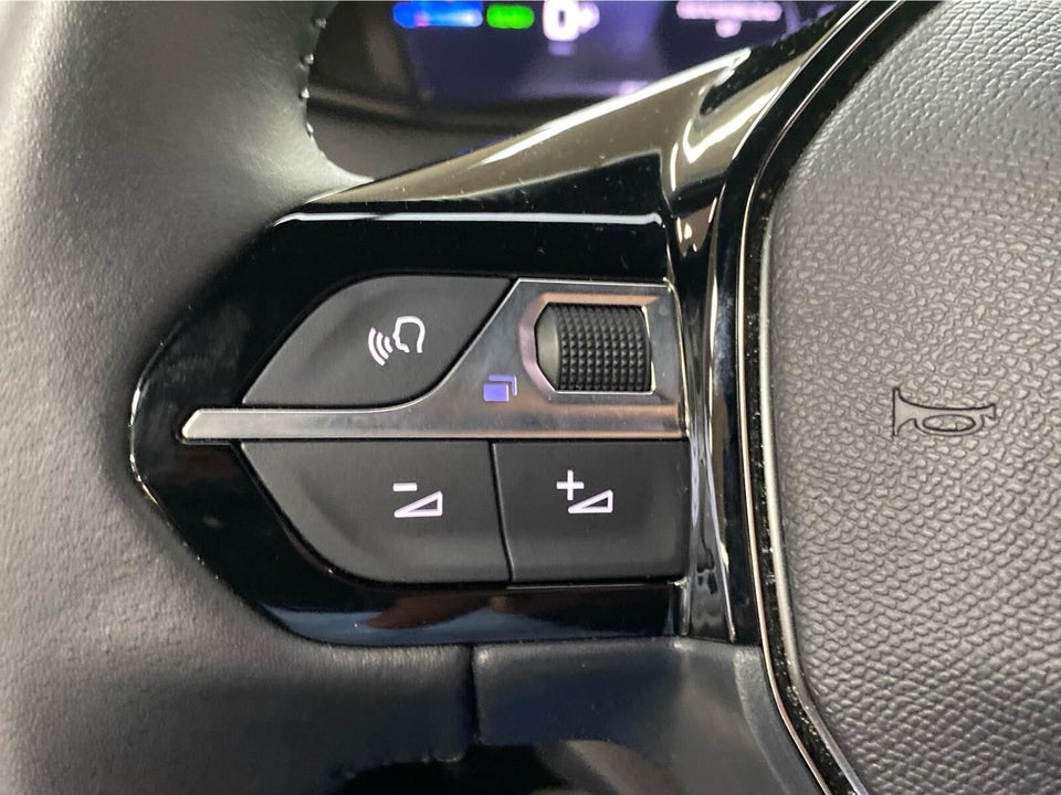 Peugeot e-2008 50 Allure 5d