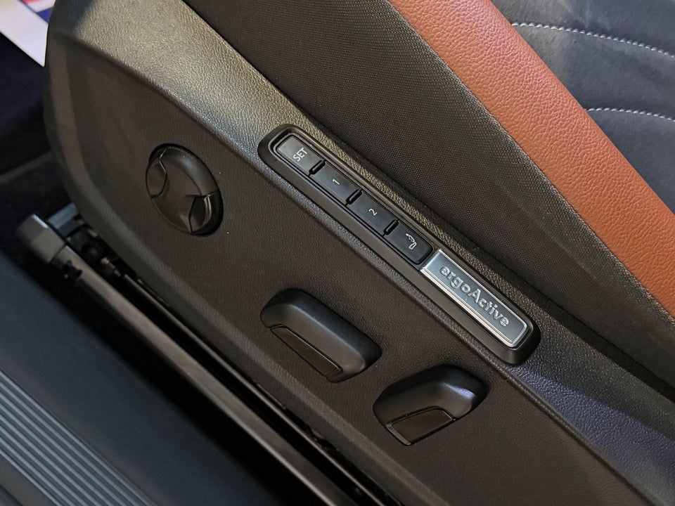 VW ID.4 77 Pro Performance Tech 5d