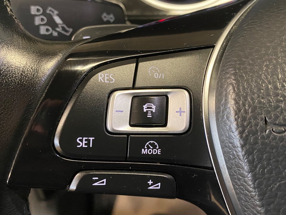 VW Touran 1,4 TSi 150 Highline DSG 7prs 5d