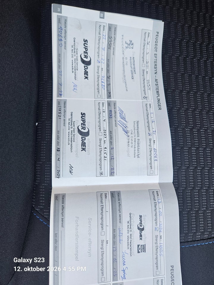 Peugeot 208 1,2 VTi 82 Signature Sky 5d