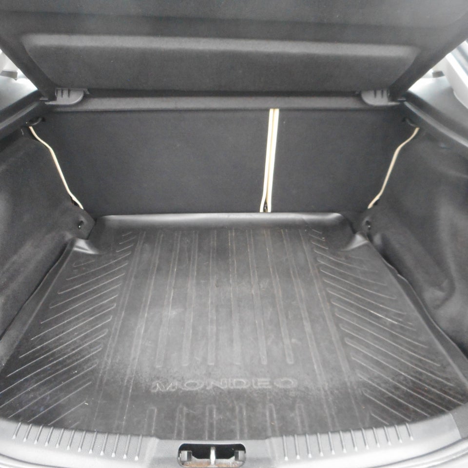 Ford Mondeo 2,0 TDCi 143 Titanium 5d