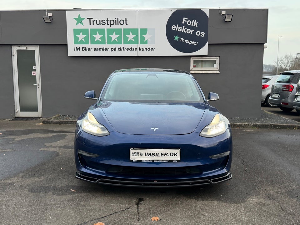 Tesla Model 3 Long Range AWD 4d
