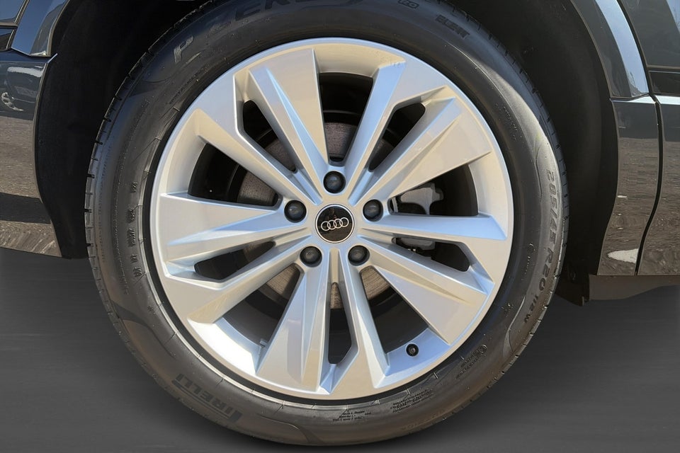 Audi Q6 e-tron S-line plus performance 5d