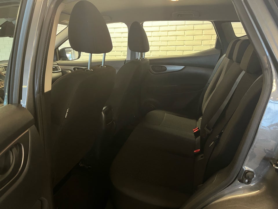 Nissan Qashqai 1,3 Dig-T 140 Visia 5d