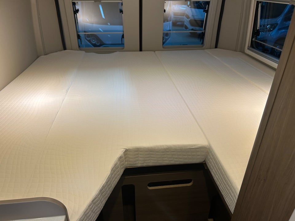 Carado CV602 PRO 2,2 JTD 140 aut. 3d