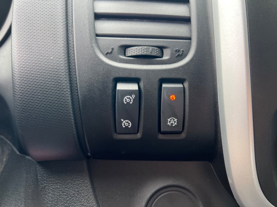 Renault Trafic T29 2,0 dCi 145 L2H1 EDC