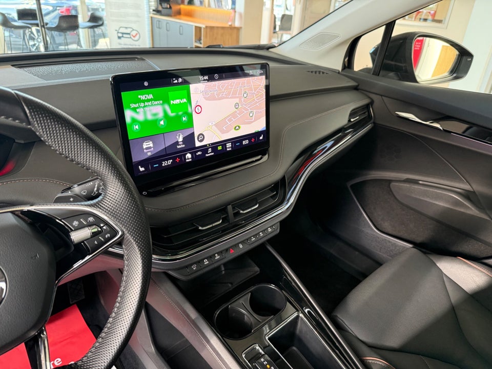 Skoda Enyaq 80 iV Suite 5d