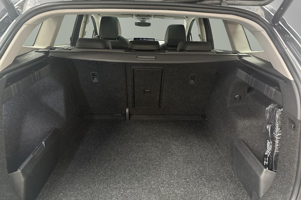 Skoda Enyaq 60 iV Premium 5d