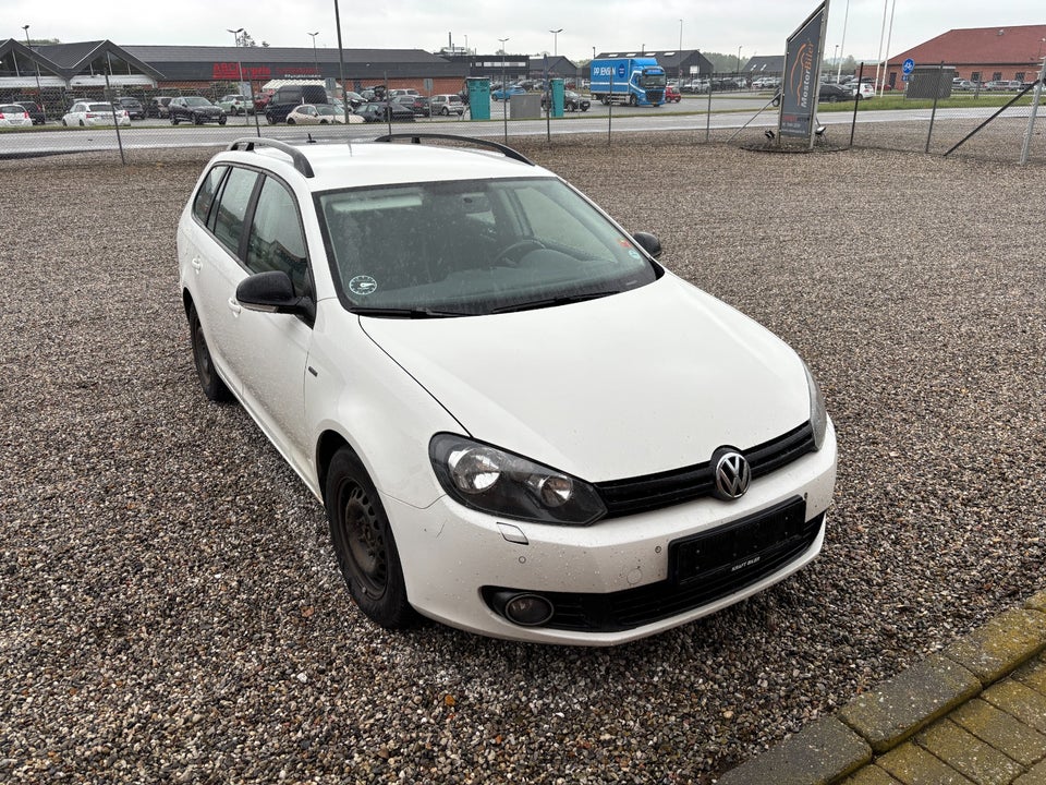 VW Golf VI 1,6 TDi 105 Match Variant DSG BMT 5d