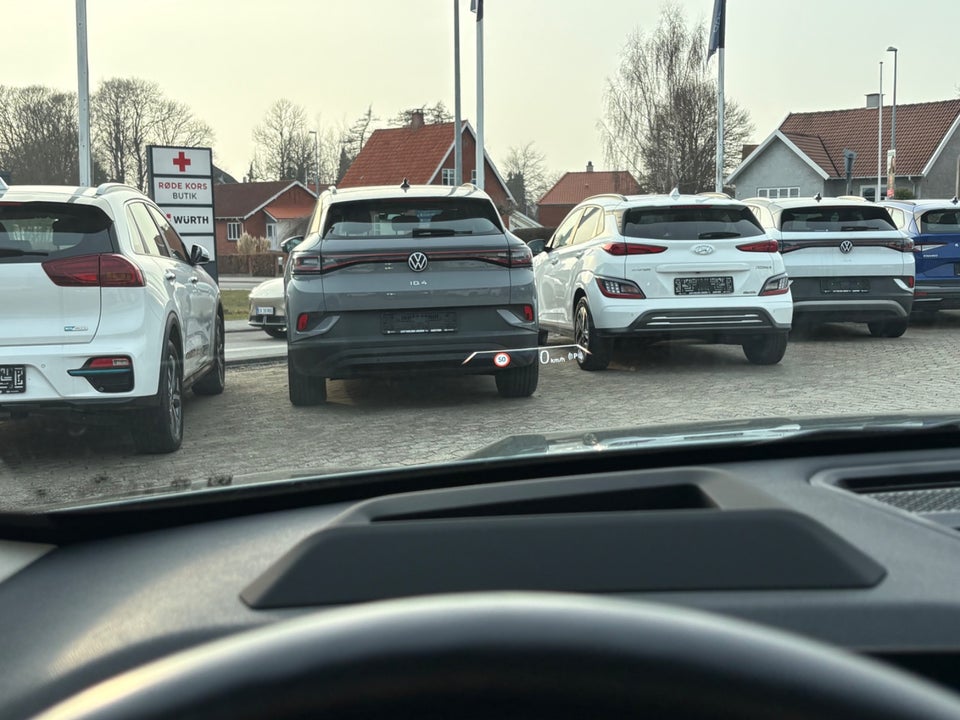 BMW iX1 eDrive20 Fully Charged 5d