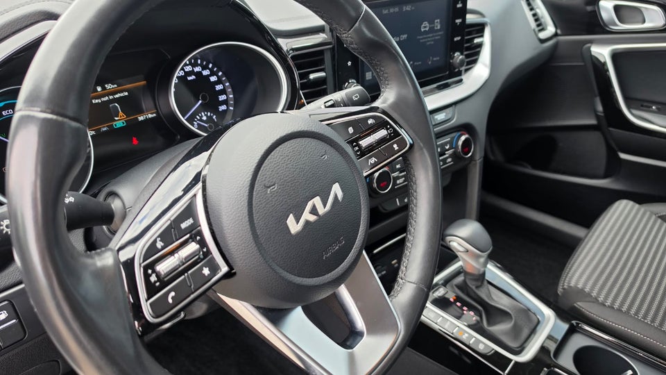 Kia Ceed 1,6 PHEV Prestige SW DCT 5d