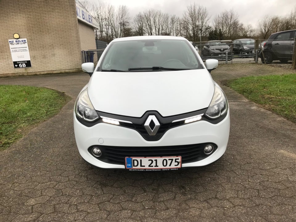 Renault Clio IV 0,9 TCe 90 Expression 5d