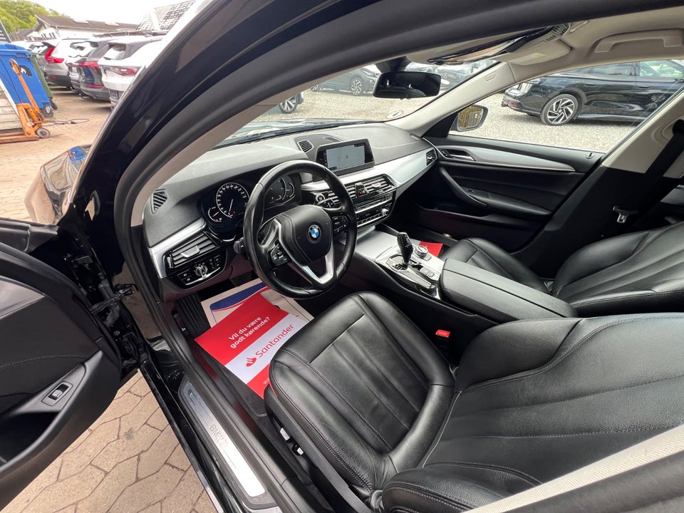 BMW 520d 2,0 Touring Connected aut. 5d