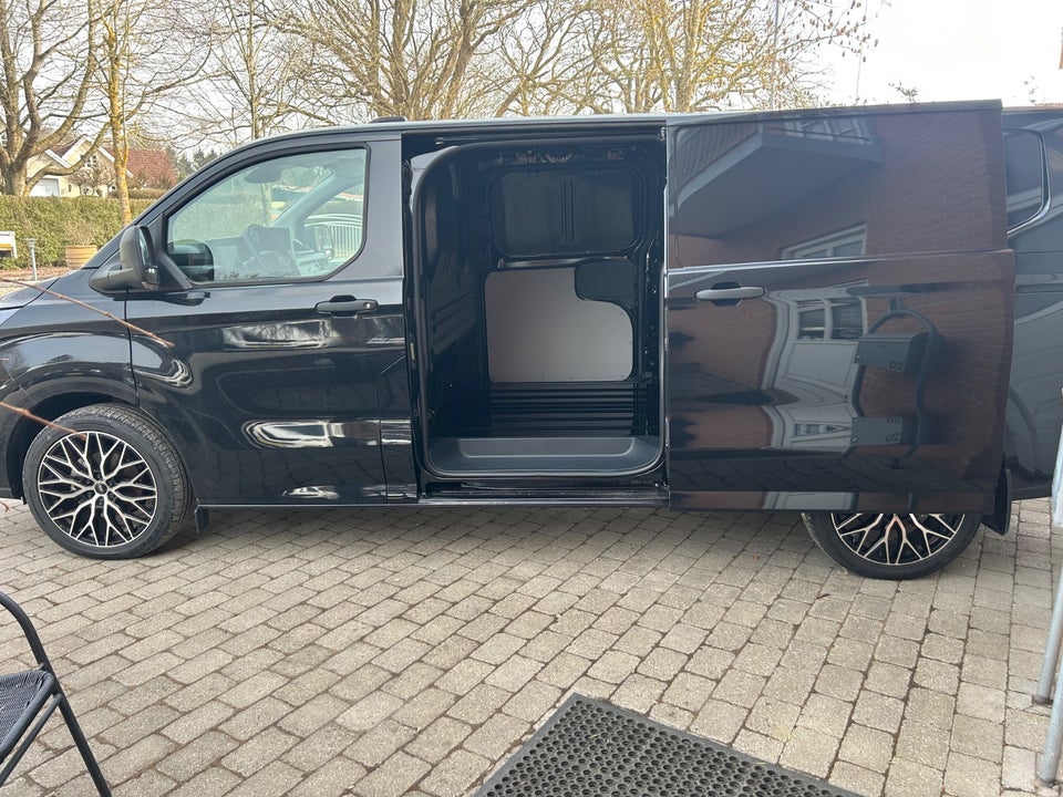 Ford Transit Custom 320 L2 2,0 EcoBlue Trend